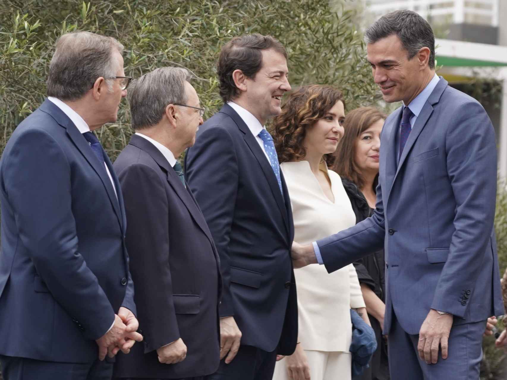 Castilla y León exige un IVA “superreducido” para la energía y un fondo para financiar la asistencia a Ucrania