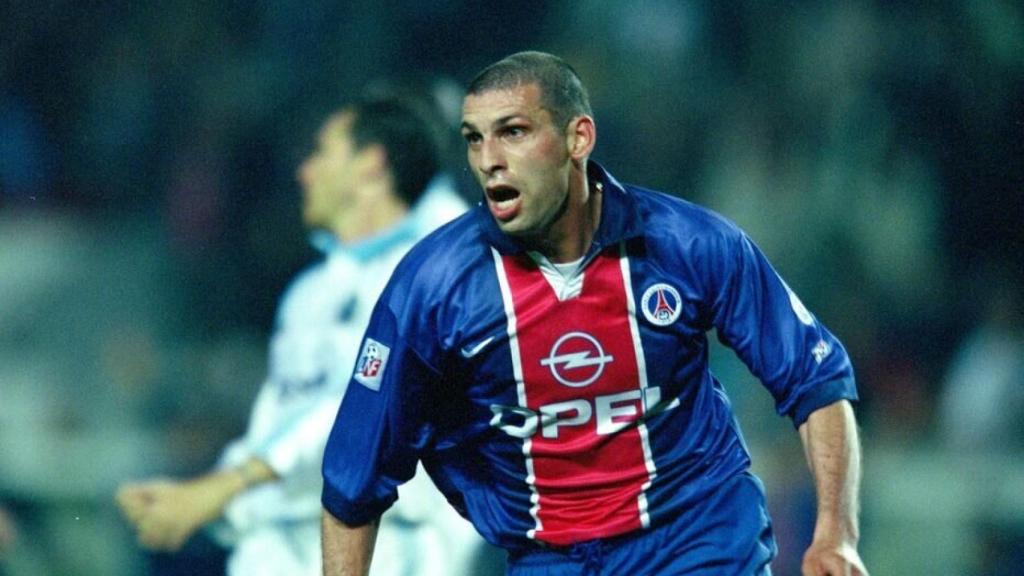 Bruno Rodríguez celebra un gol con el PSG