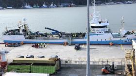 El pesquero español ‘Playa Menduiña Dos’ a su llegada al Puerto de San Juan de Terranova (Canadá), a 19 de febrero de 2022.