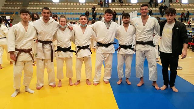 El equipo junior del Judo Club Coruña que participó en el Campeonato de Galicia.