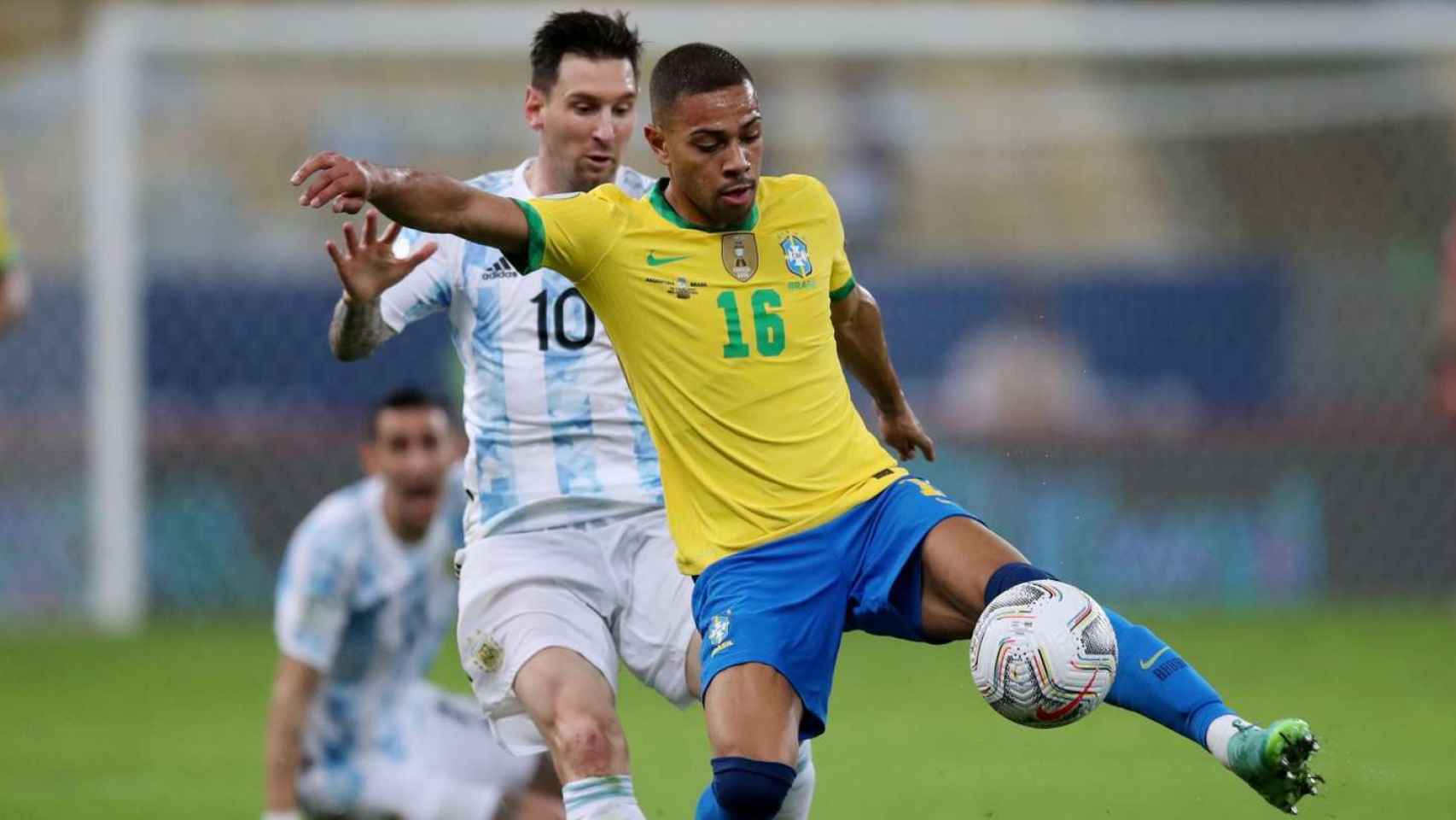 Renan Lodi, en la final de la Copa América contra Brasil