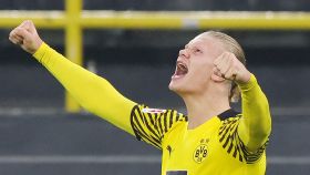 Erling Haaland celebra con el Borussia Dortmund