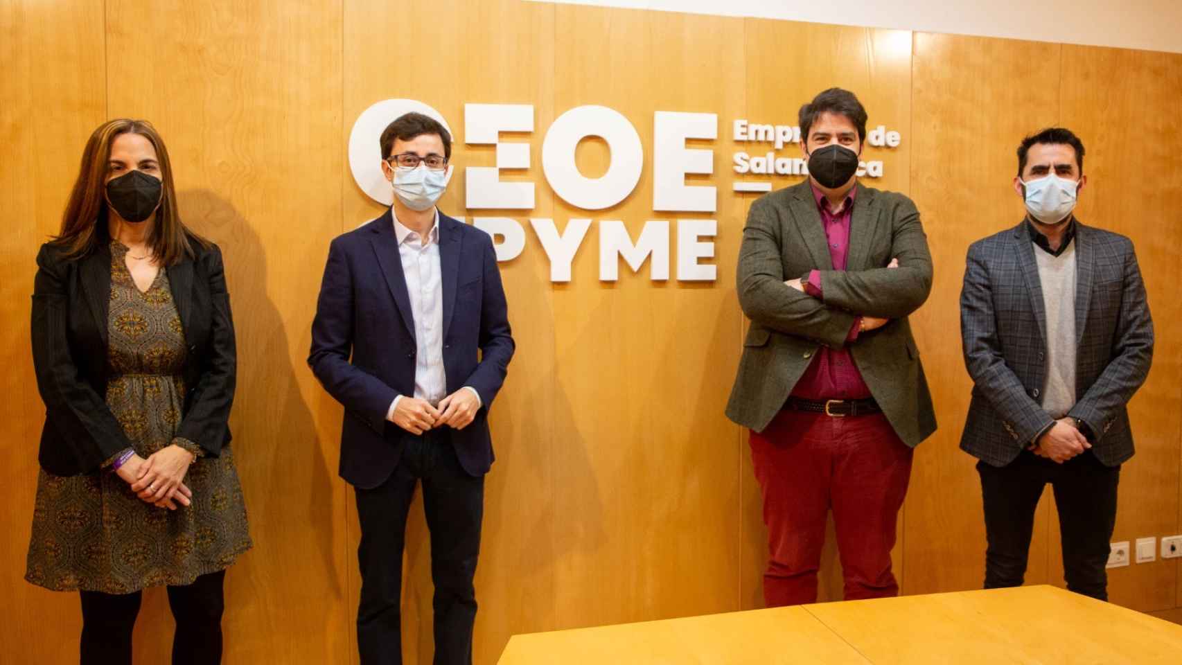 El PSOE y CEOE Cepyme Salamanca mantienen una reunión