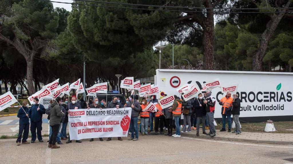 Imagen de la concentración en Renault