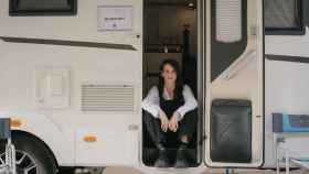 Milena Smit en su caravana del set de rodaje.