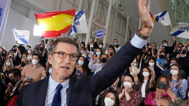 Feijóo durante el acto en Santiago