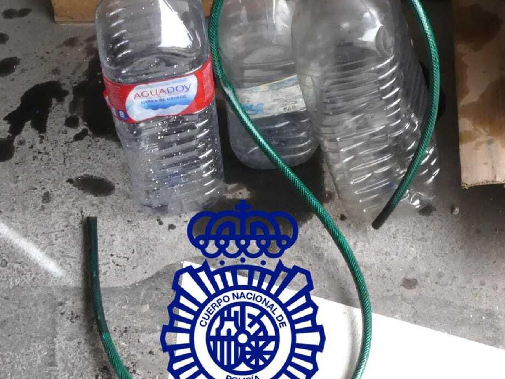Imagen de las garrafas interceptadas facilitada por la Policía Nacional