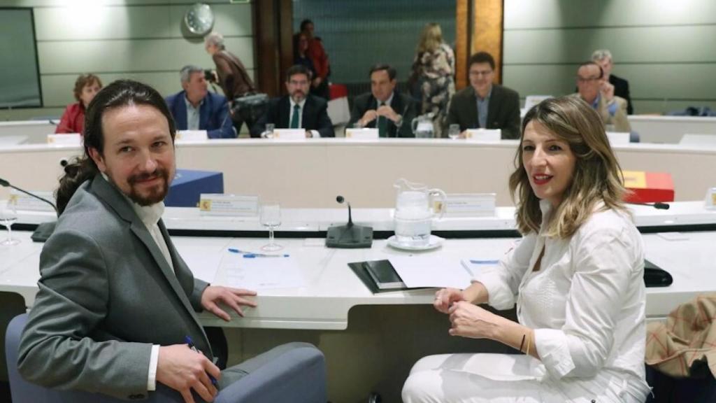 Pablo Iglesias y Yolanda Díaz, durante una reunión con agricultores.