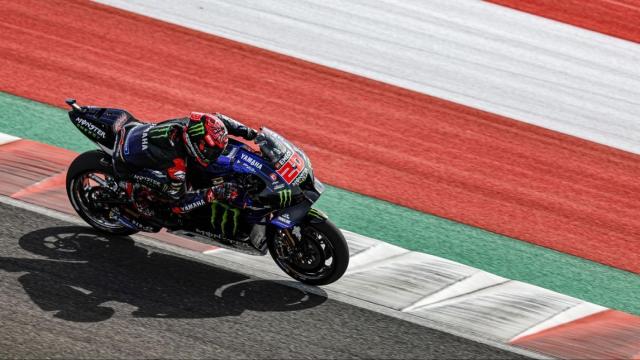 Fabio Quartararo pilota su Yamaha YZR-M1, en el circuito indonesio de Mandalika.