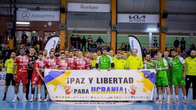 Bonito gesto del Incarlopsa Cuenca con los niños ucranianos que huyen de la guerra