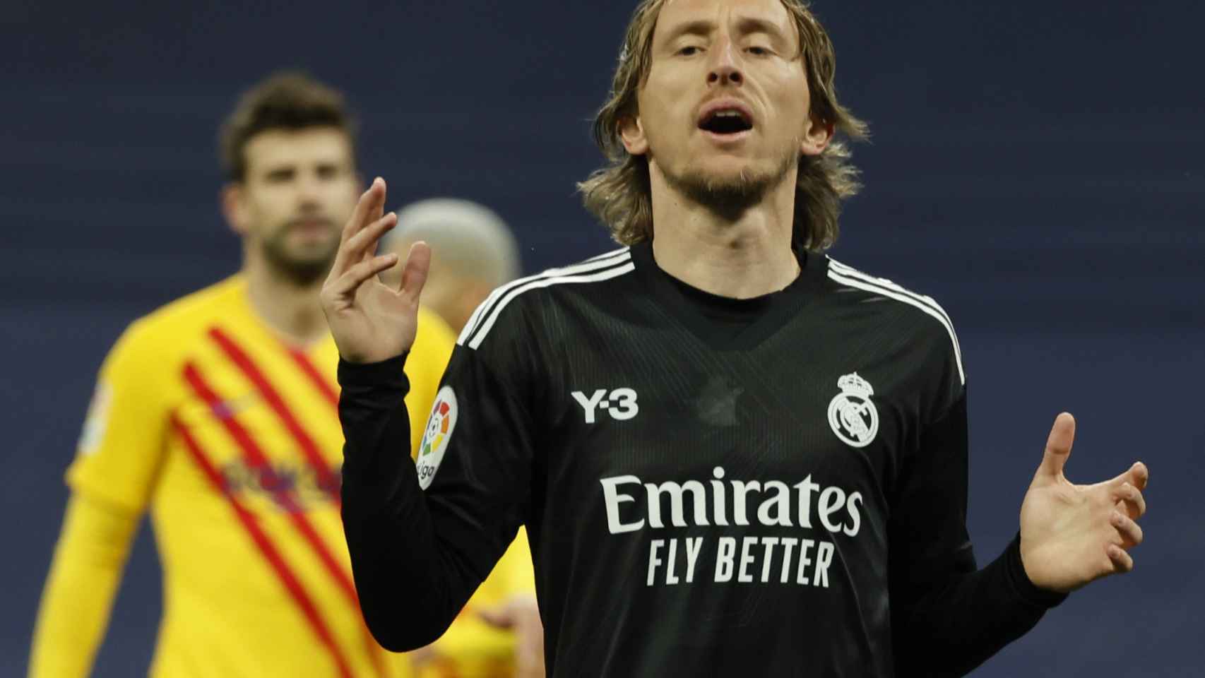 Luka Modric se lamenta tras una ocasión.