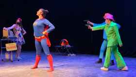 'SuperCov' es uno de los títulos que ha abierto la Trobada de Teatre Jove en Alicante.