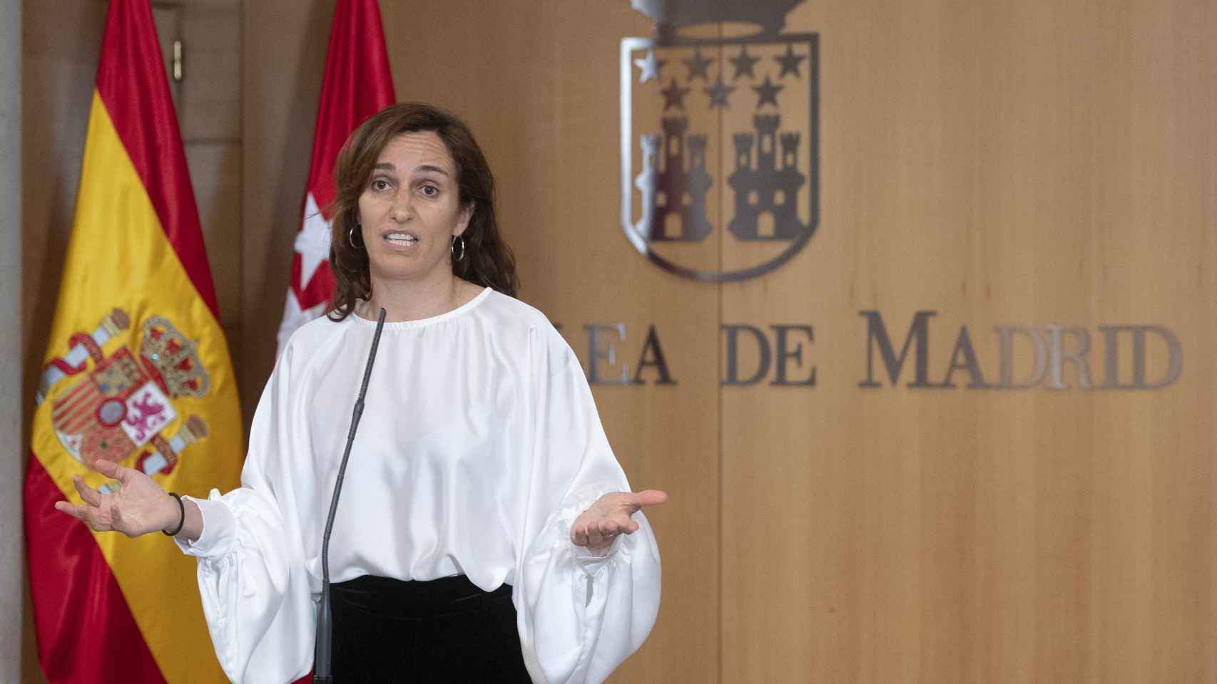 La portavoz de Más Madrid, Mónica García, comparece en la Asamblea de Vallecas.