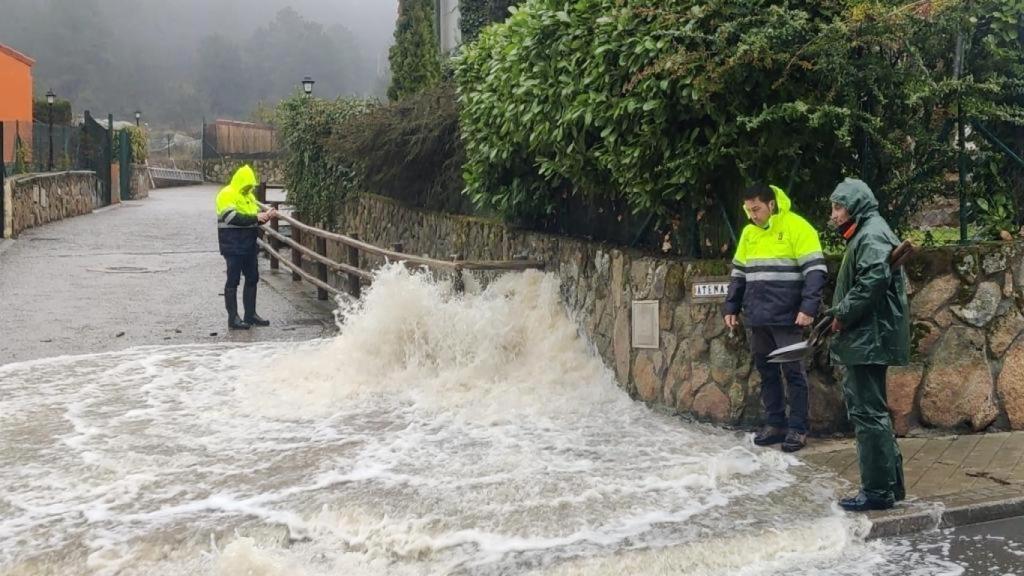 Las lluvias provocan problemas en el alcantarillado de La Estación de El Espinar / Foto cedida por el Ayto de El Espinar - ICAL