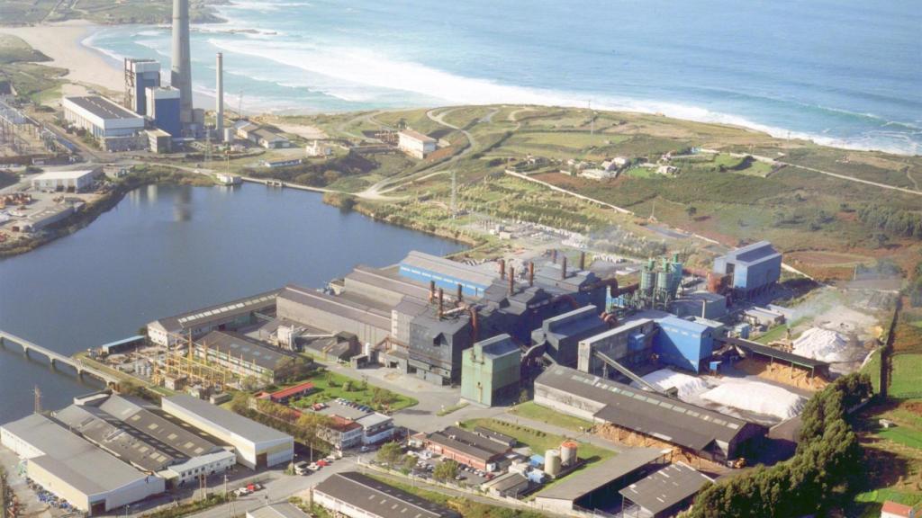 Fábrica de Ferroatlántica (Ferroglobe) en A Coruña.