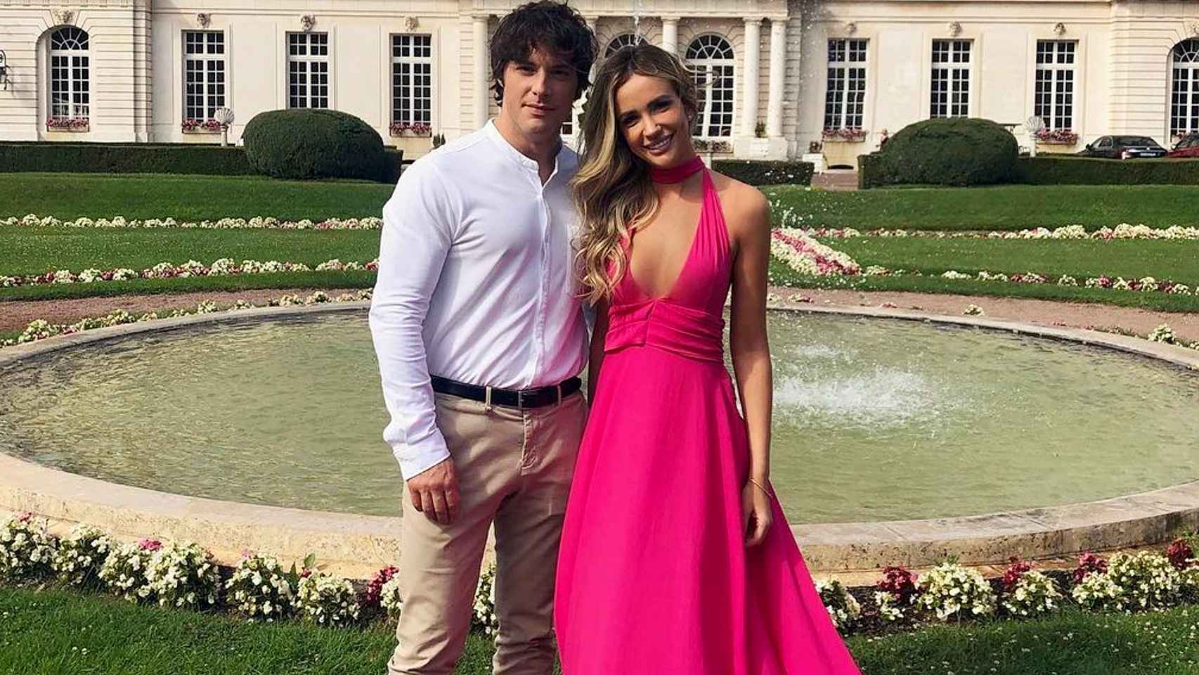 Jordi Cruz y su novia, Rebecca Lima, en una fotografía de sus redes sociales.