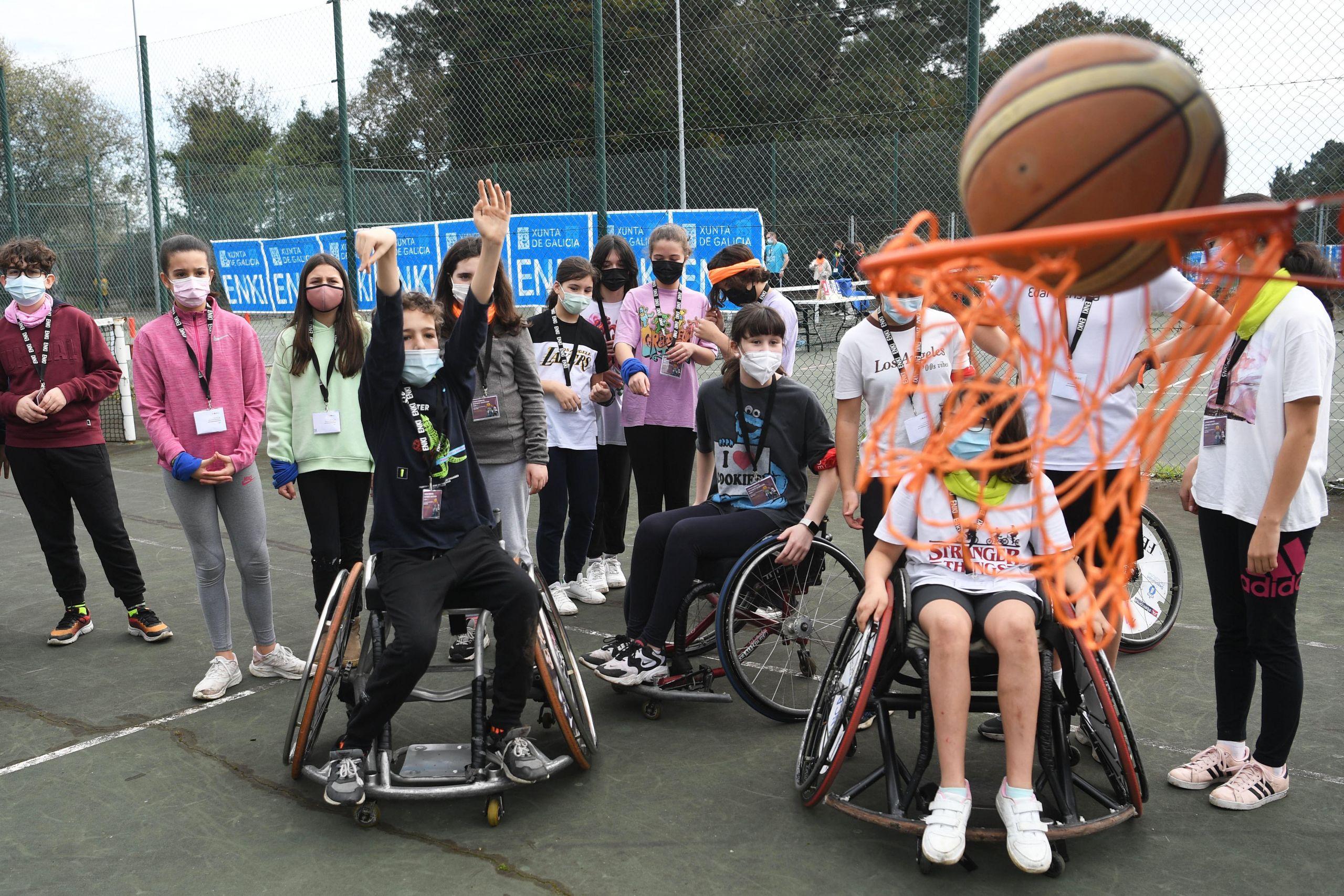 Escolares participan en la jornada de deporte adaptado de ENKI (ENKI).