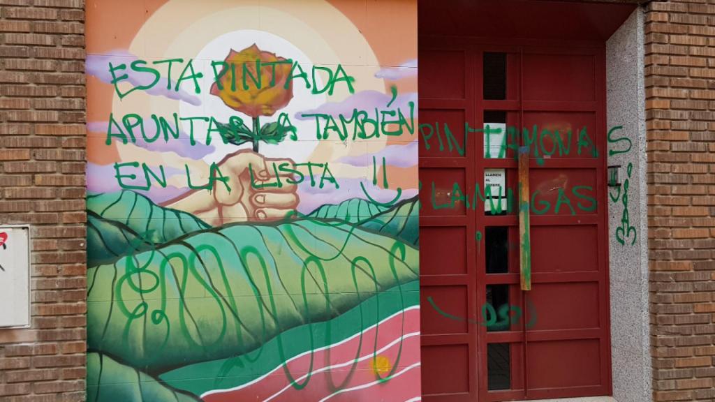 Pintada en la sede del PSOE de Zamora