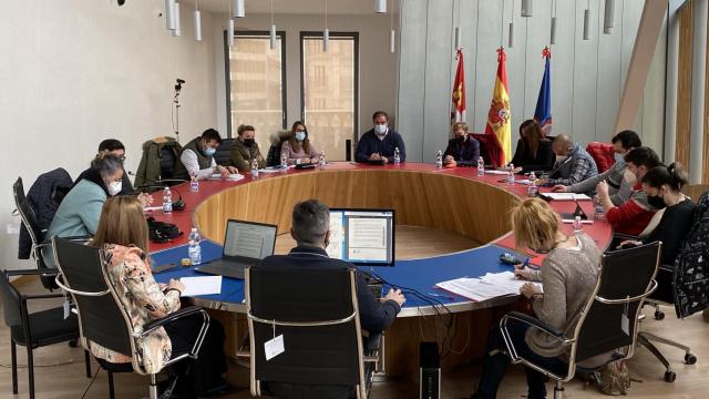 El pleno del Ayuntamiento de Guijuelo se celebra ya de manera presencial