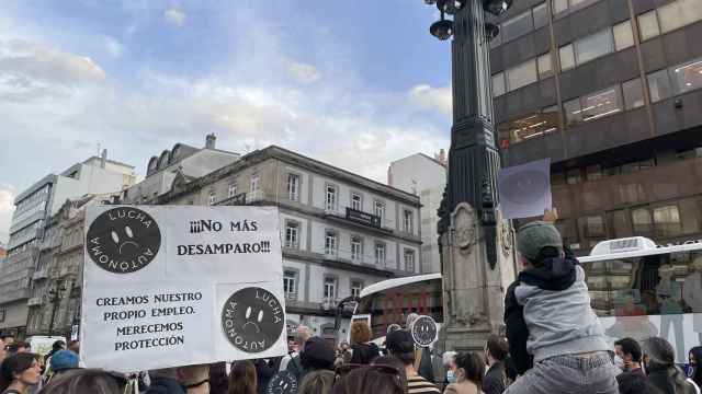 Concentración de la plataforma Lucha Autonóma en Vigo.