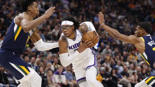 Richaun Holmes durante un partido de los Sacramento Kings