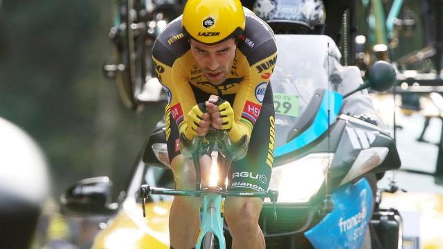 Tom Dumoulin durante una contrarreloj con el Jumbo-Visma