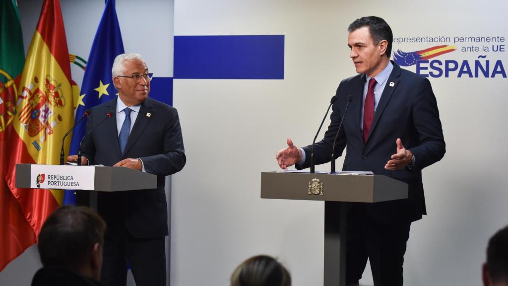 Pedro Sánchez y António Costa, durante su rueda de prensa conjunta de este viernes