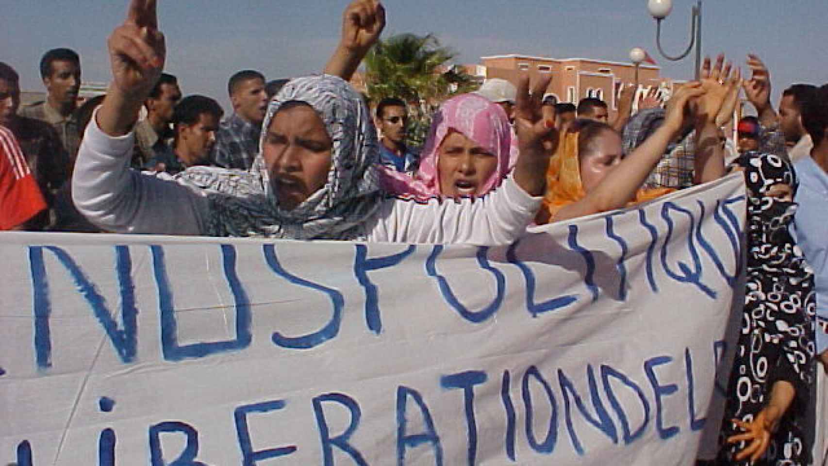 Imagen de las protestas en El Aaiún en 2005.