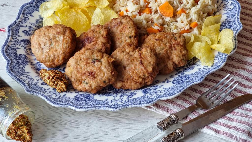 Prepara filetes rusos como lo haría tu abuela con esta receta