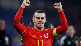 Gareth Bale celebrando una victoria con Gales