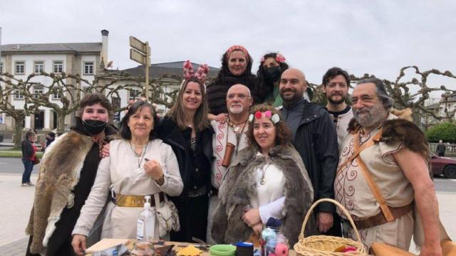 La alcaldesa de Lugo, Lara Méndez, y el concejal de Xuventude, Mauricio Reppeto, en la Festa da Primavera.