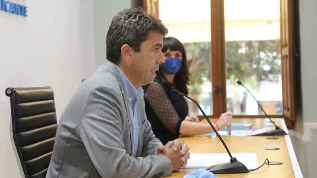Carlos Mazón y Julia Parra en la presentación del incremento presupuestario de Cultura.