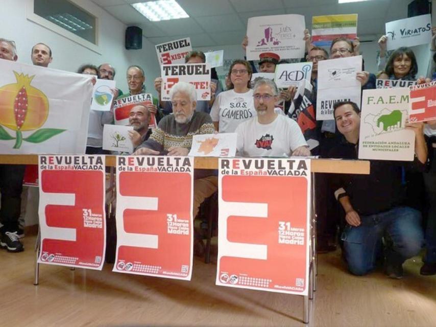 Integrantes de la España Vaciada durante la presentación de la movilización que se celebró el 31 de marzo de 2019 en Madrid, y de la que ahora se cumplen tres años.