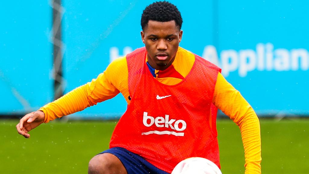 Ansu Fati, en un entrenamiento del Barcelona