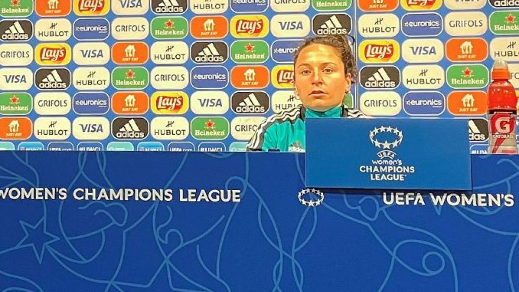 Alberto Toril, en rueda de prensa de la Women's Champions League