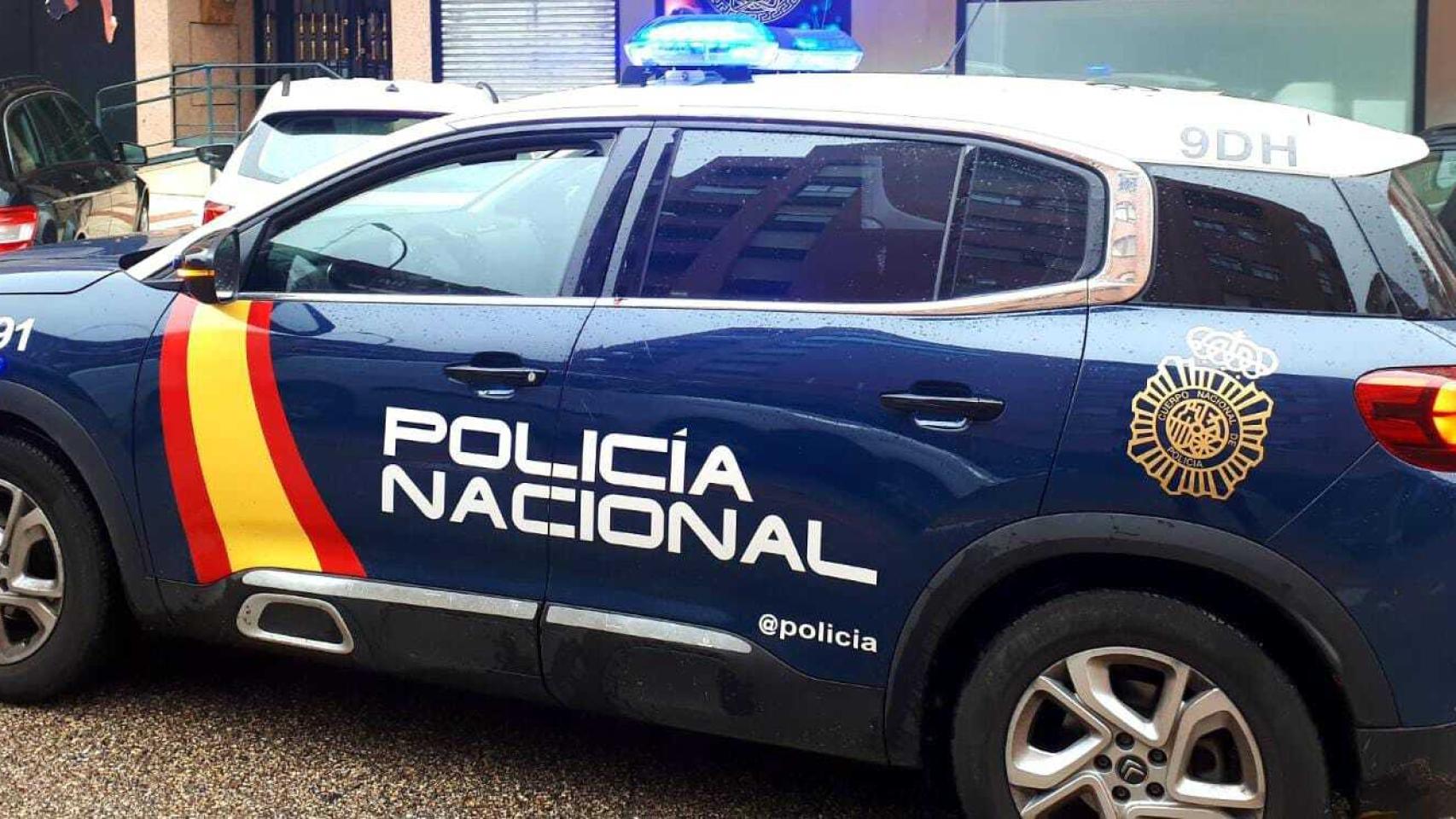 Nuevo 'timo del amor' en Málaga: una falsa sargento del ejército naval americano roba 300.000 euros a un hombre