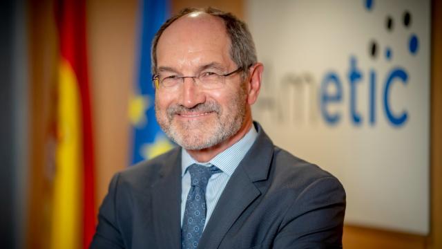 Mier (Ametic): España necesita un plan nacional de chips que asegure su participación en iniciativas europeas.