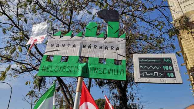 Una pancarta en una de las manifestaciones de los trabajadores de Santa Bárbara Sistemas.