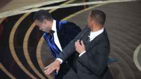 Will Smith abofetea a Chris Rock en la Gala de los Oscar.
