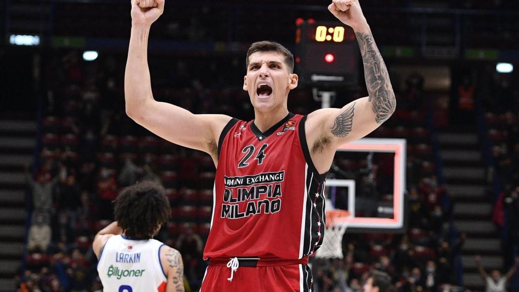 Dinos Mitoglou, durante un partido de Euroliga.