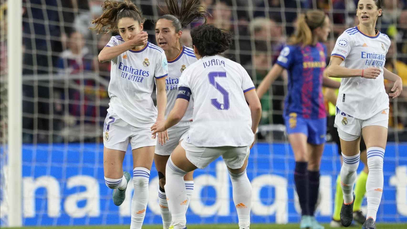 Olga Carmona celebra su gol con el Real Madrid Femenino en El Clásico femenino de la Women's Champions League