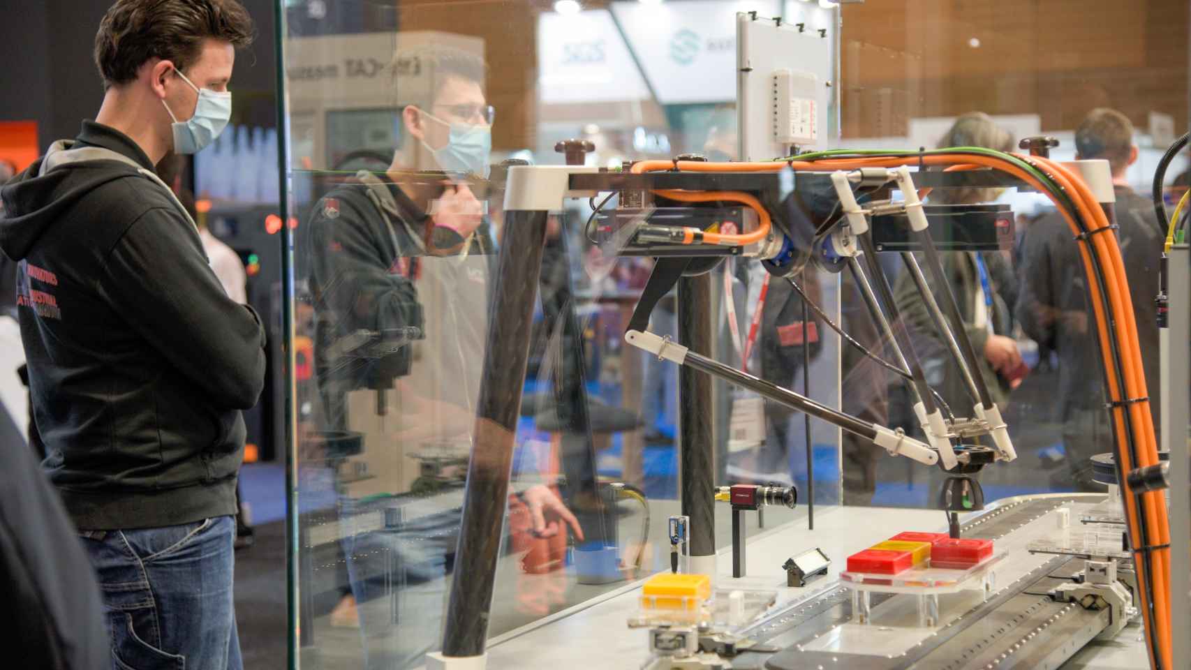 Una de las soluciones de robotización en entornos industriales presentada durante Advanced Factories 2022.
