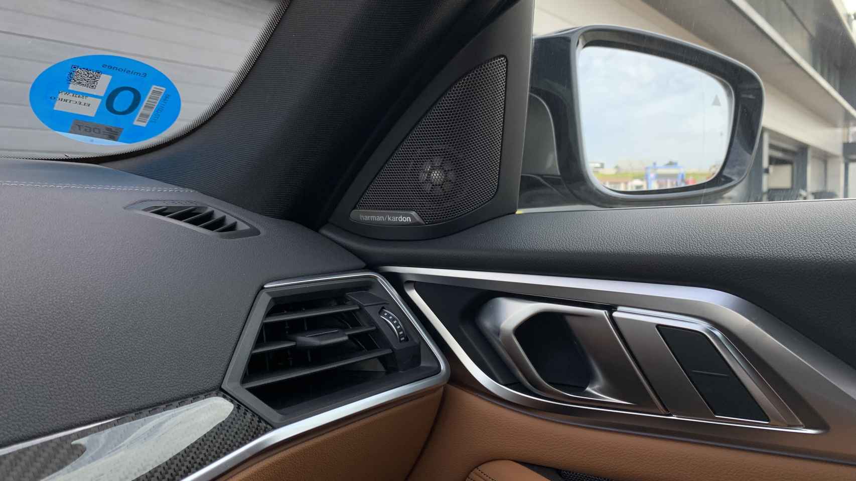 Se ha incorporado el BMW M IconicSounds Electric, una nueva manera de sentir el coche.