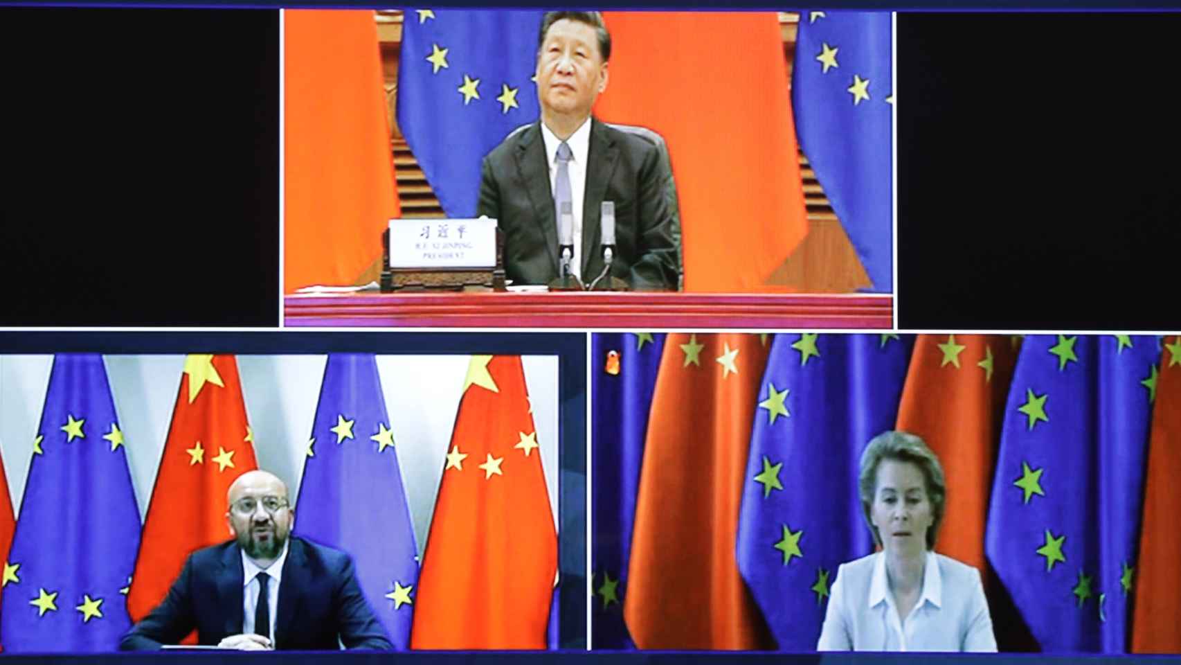 Xi Jinping, Charles Michel y Ursula von der Leyen, durante la última cumbre UE-China en junio de 2020