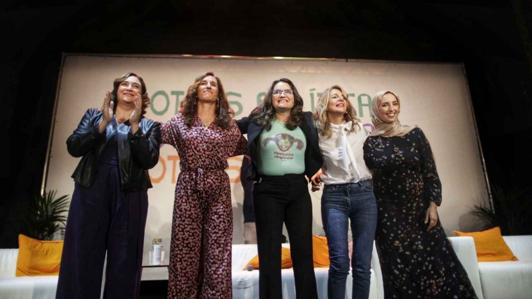 Ada Colau, Mónica García, Mónica Oltra, Yolanda Díaz y Fátima Hamed. EE