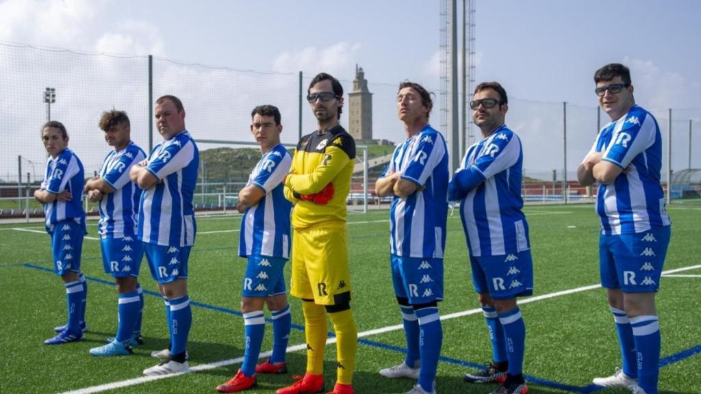 Jugadores del Depor Genuine en la Ciudad Deportiva de La Torre.