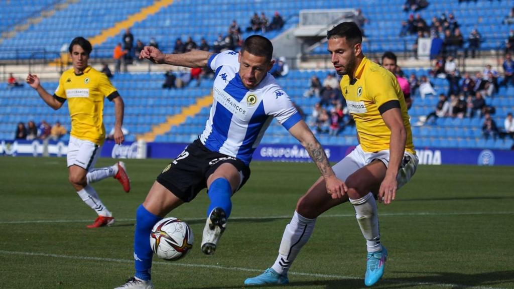 El Hércules gana ante el Puertollano y se engancha a la promoción de ascenso.