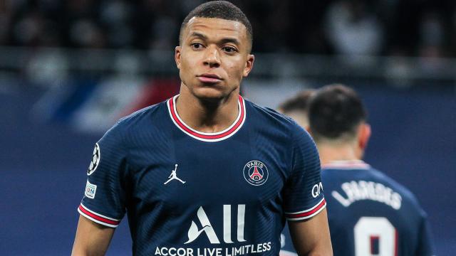 Kylian Mbappé, en un partido del PSG de la temporada 2021/2022