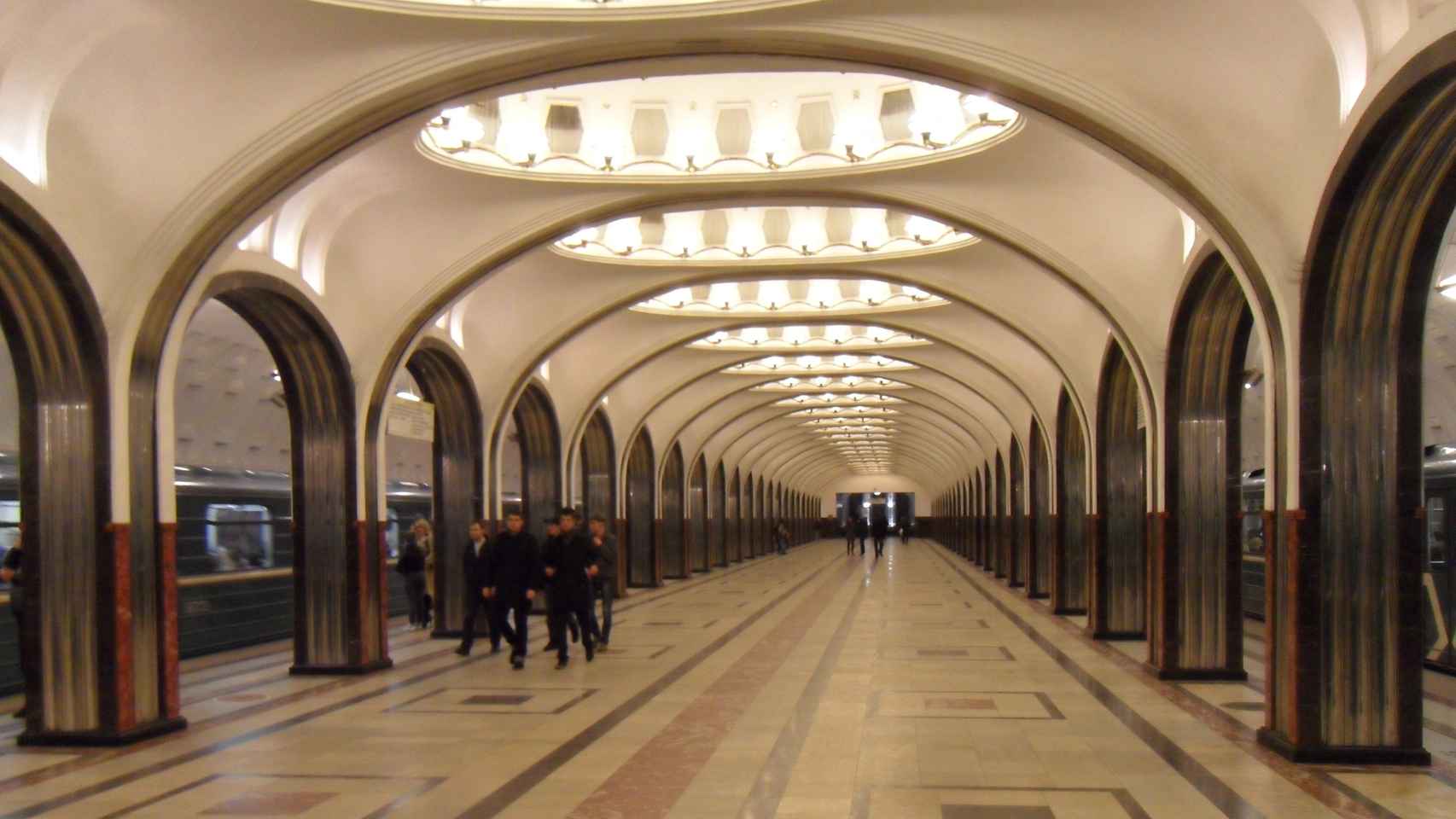El metro fue otra de las obsesiones de la arquitectura soviética.