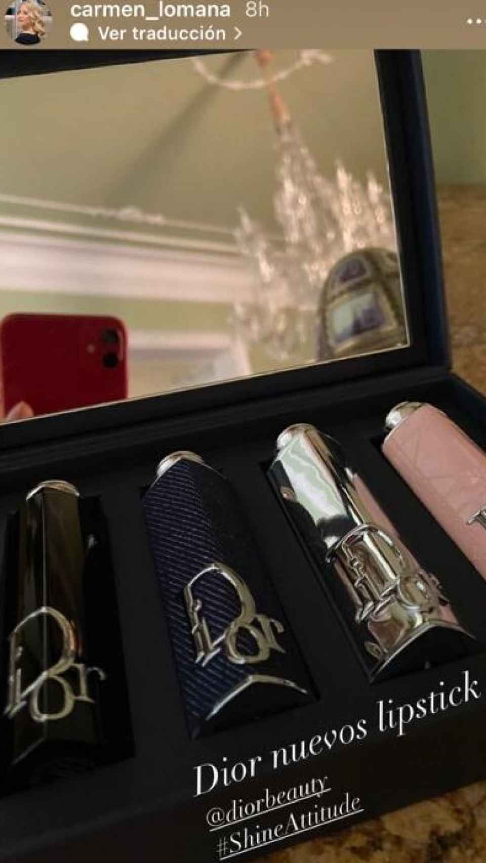 Carmen Lomana ha mostrado en sus redes sociales la nueva barra de labios de Dior.